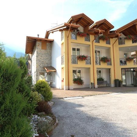 Hotel Garni Sottobosco ดิมาโร ภายนอก รูปภาพ
