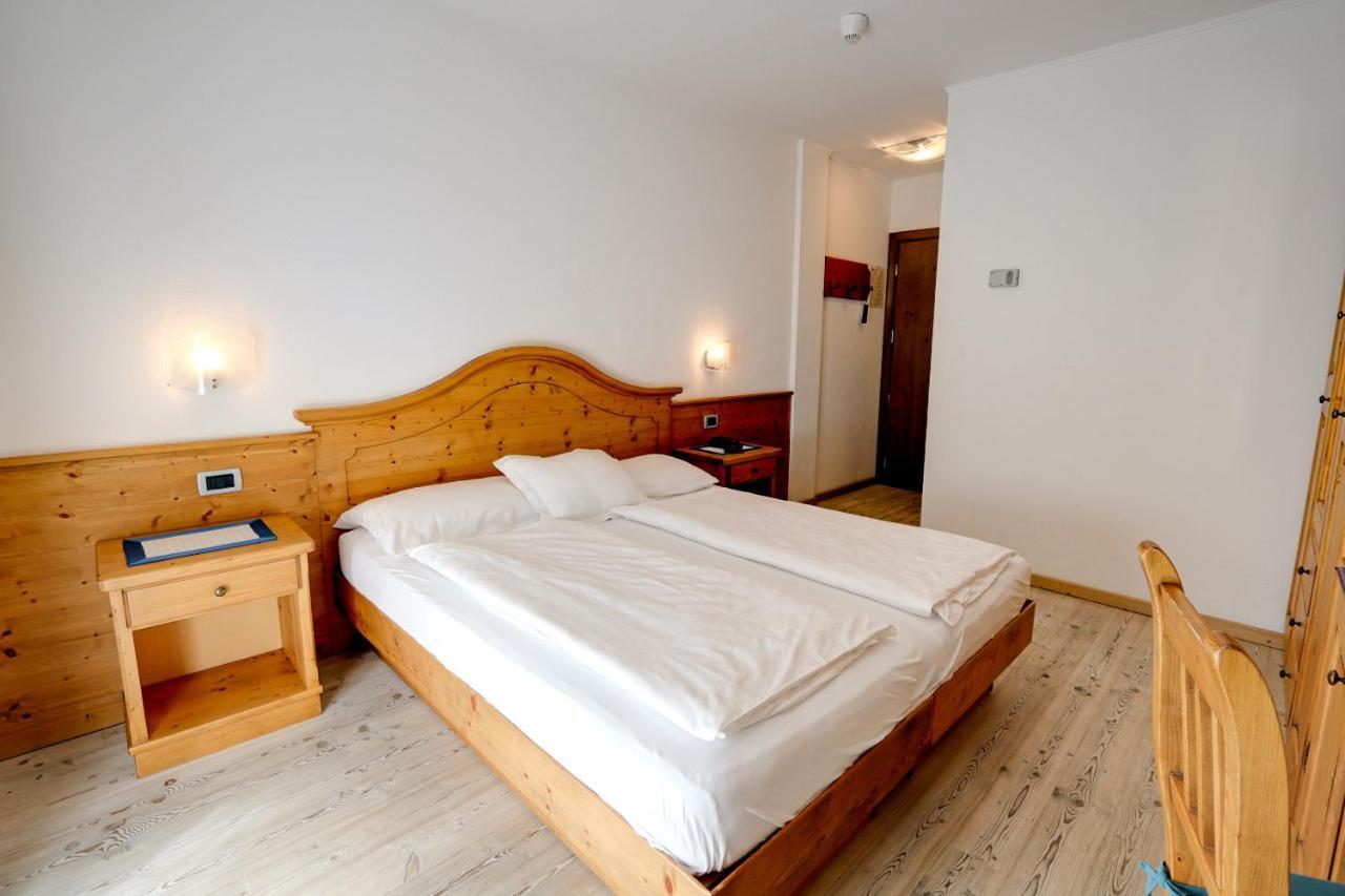 Hotel Garni Sottobosco ดิมาโร ภายนอก รูปภาพ