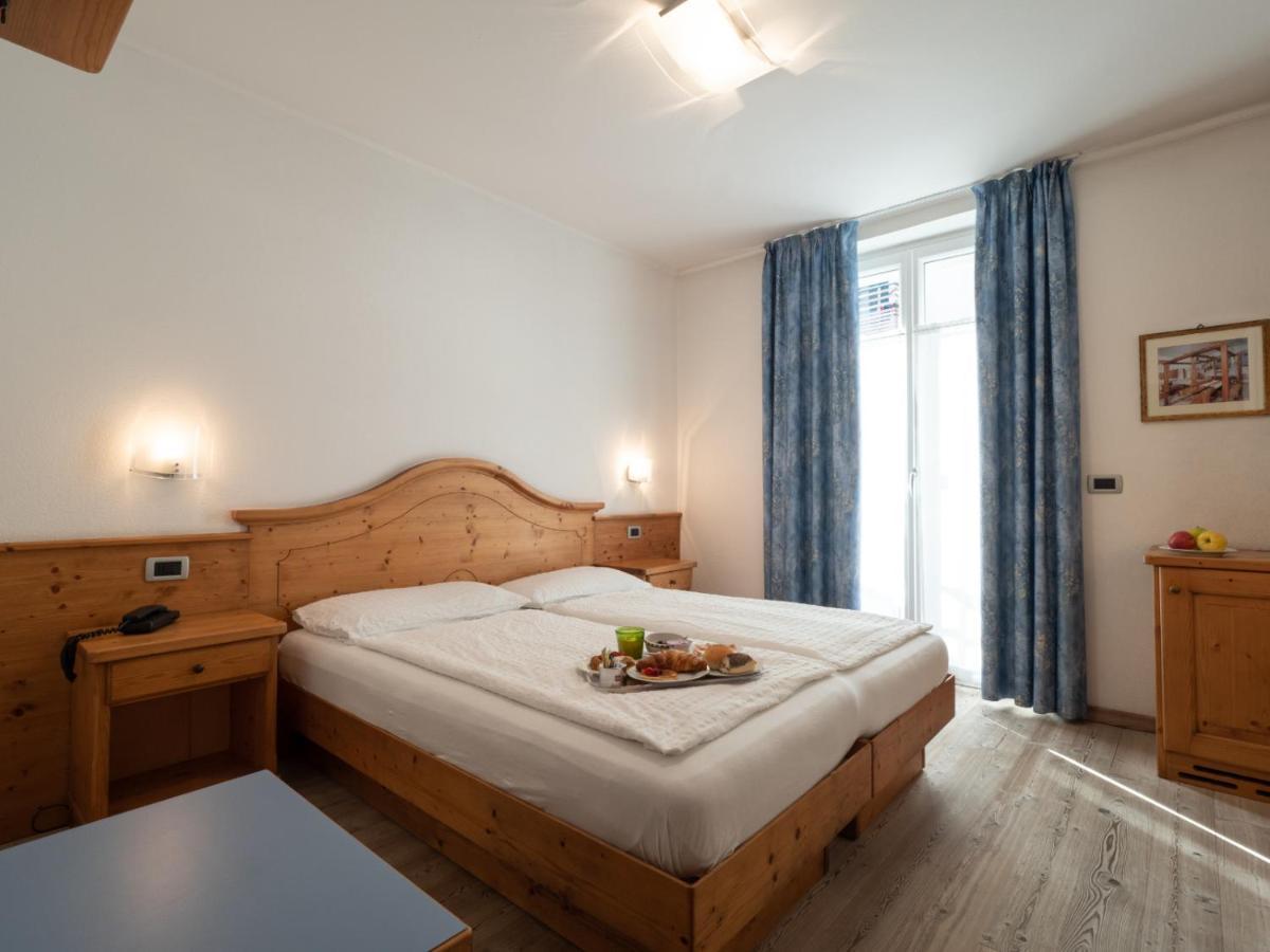 Hotel Garni Sottobosco ดิมาโร ภายนอก รูปภาพ