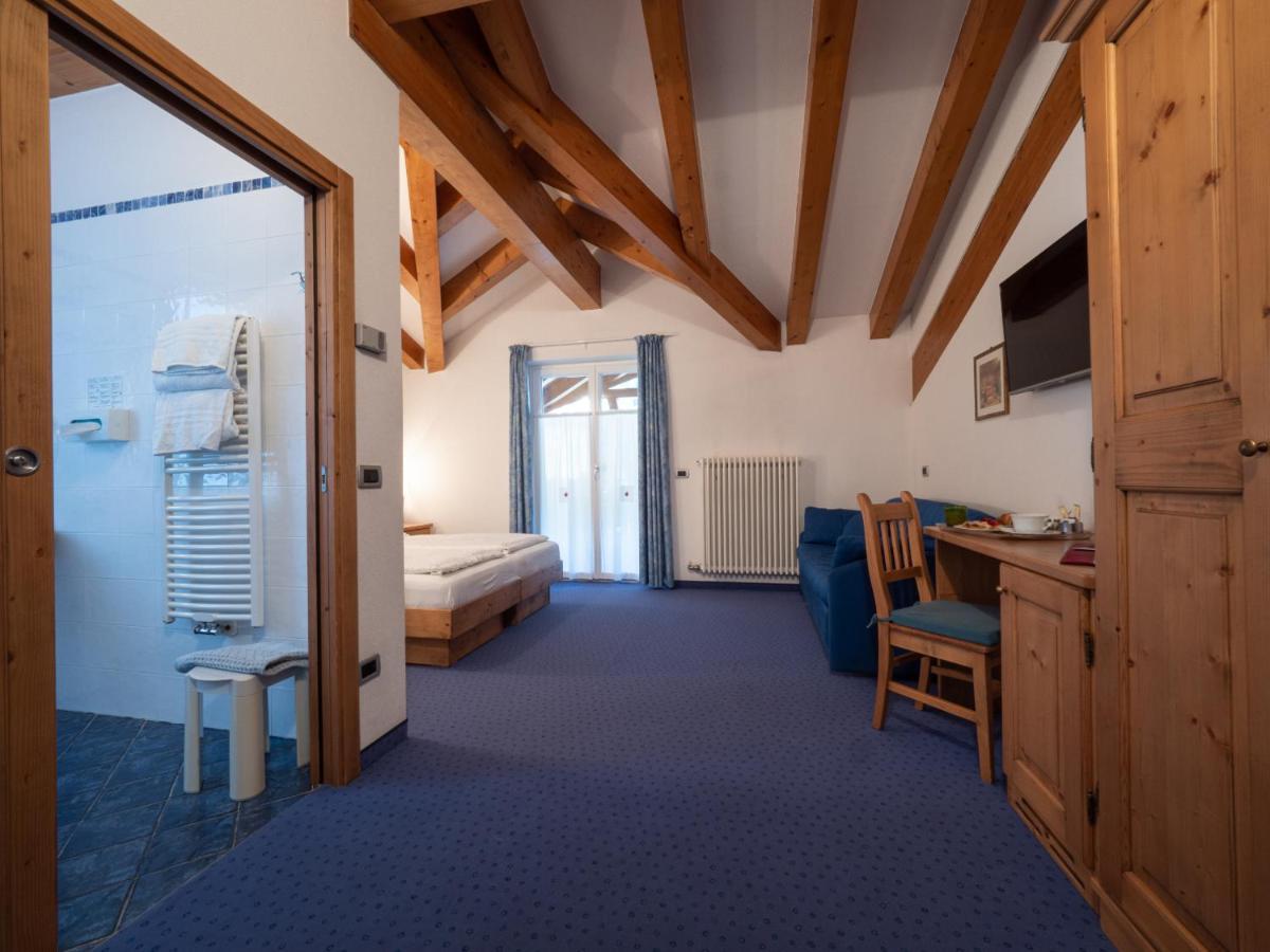 Hotel Garni Sottobosco ดิมาโร ภายนอก รูปภาพ