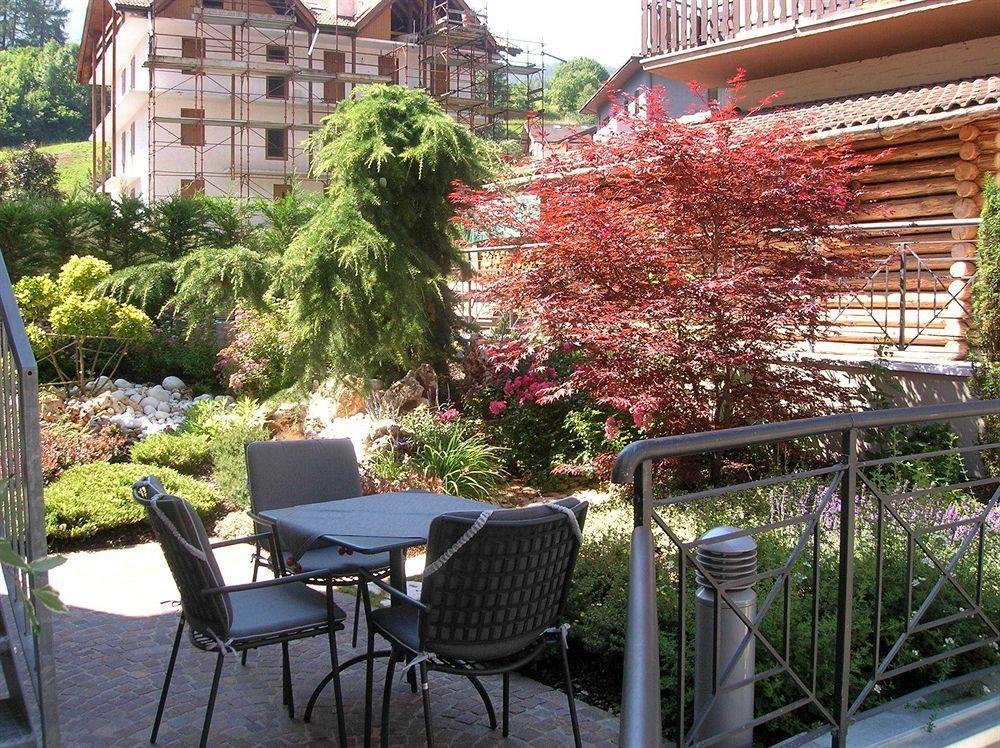 Hotel Garni Sottobosco ดิมาโร ภายนอก รูปภาพ