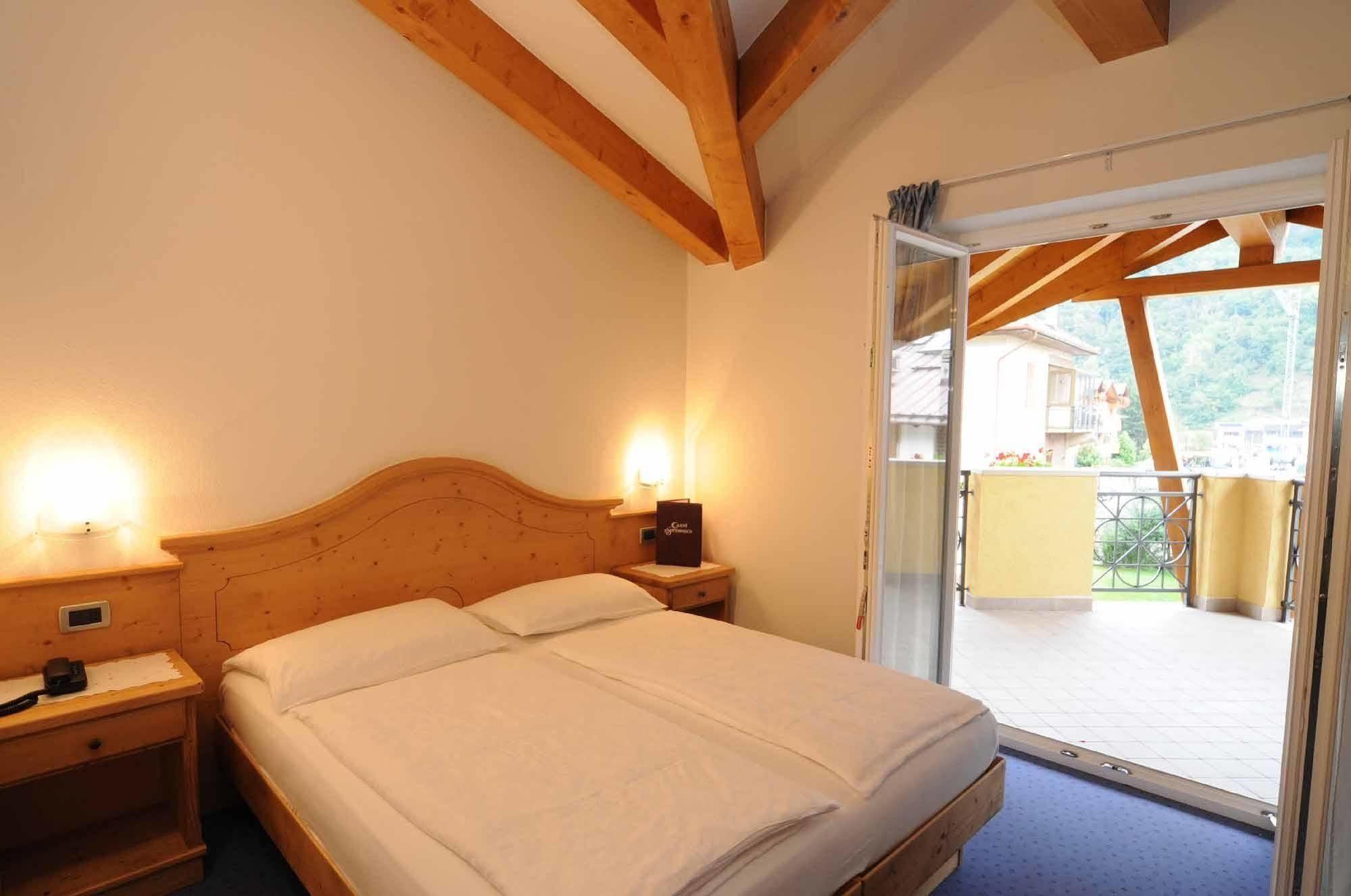 Hotel Garni Sottobosco ดิมาโร ภายนอก รูปภาพ